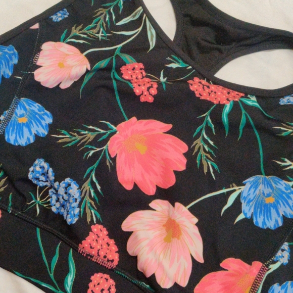 NWOT Kate Spade Sports Bra - Picture 5 of 5